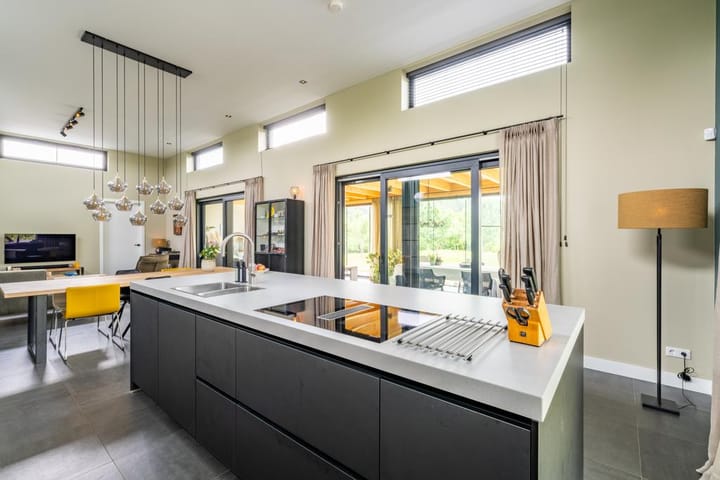 Photo 12 of Aletta Jacobsstraat 36