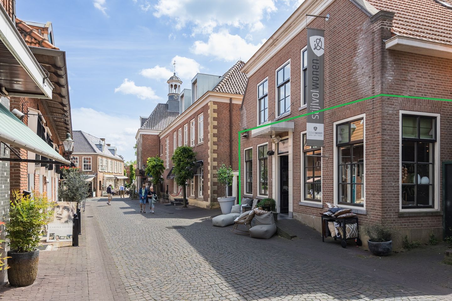 View photo 2 of Schiltstraat 1