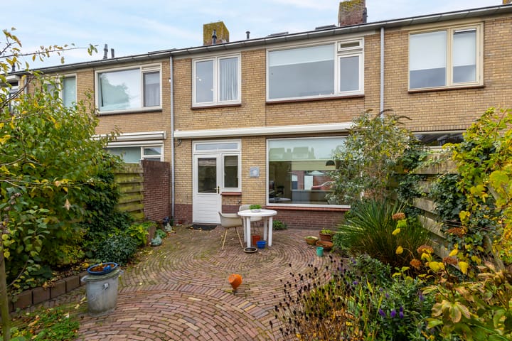 Photo 21 of Graaf Adolfstraat 32