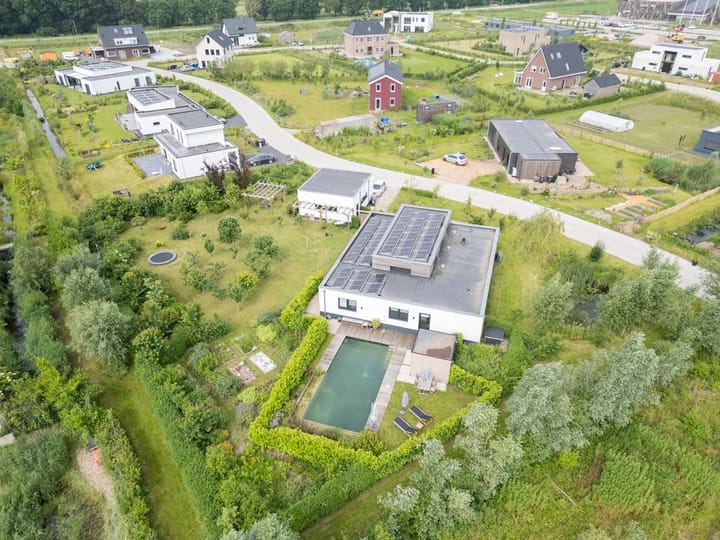 Photo 54 of Aletta Jacobsstraat 36