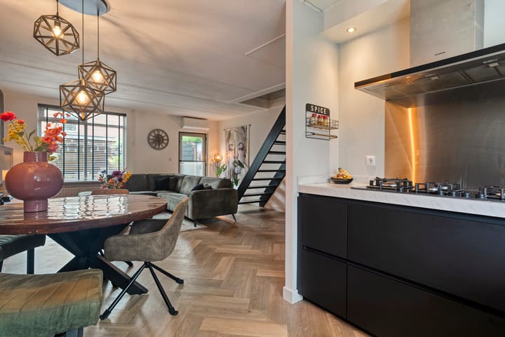 Photo 13 of de Deel 102