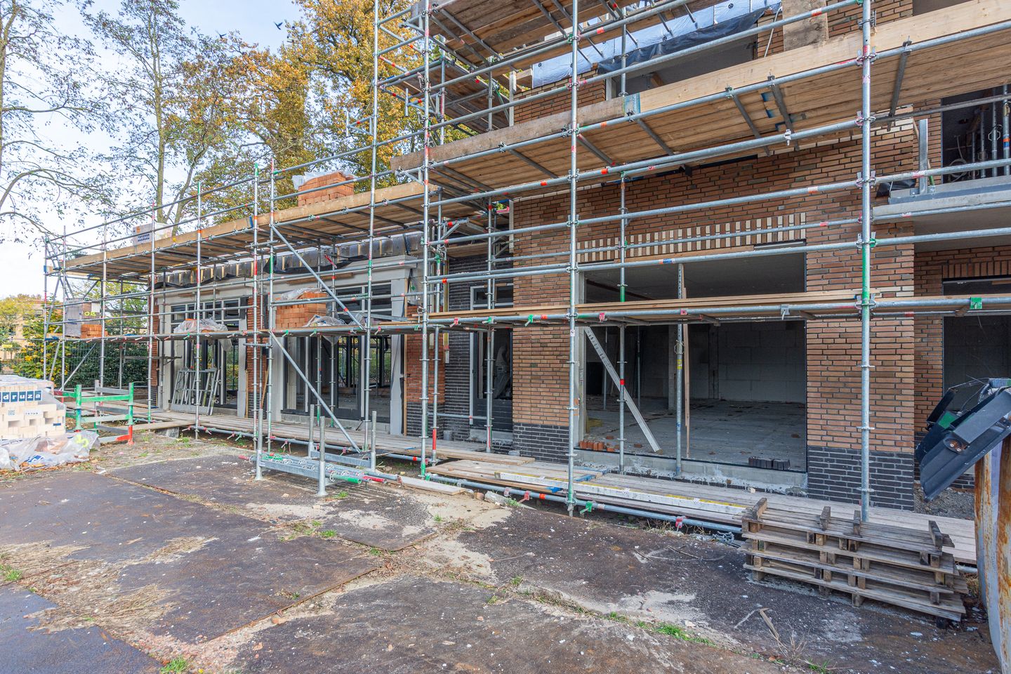 Bekijk foto 3 van Herenstraat / Dr. Willemslaan