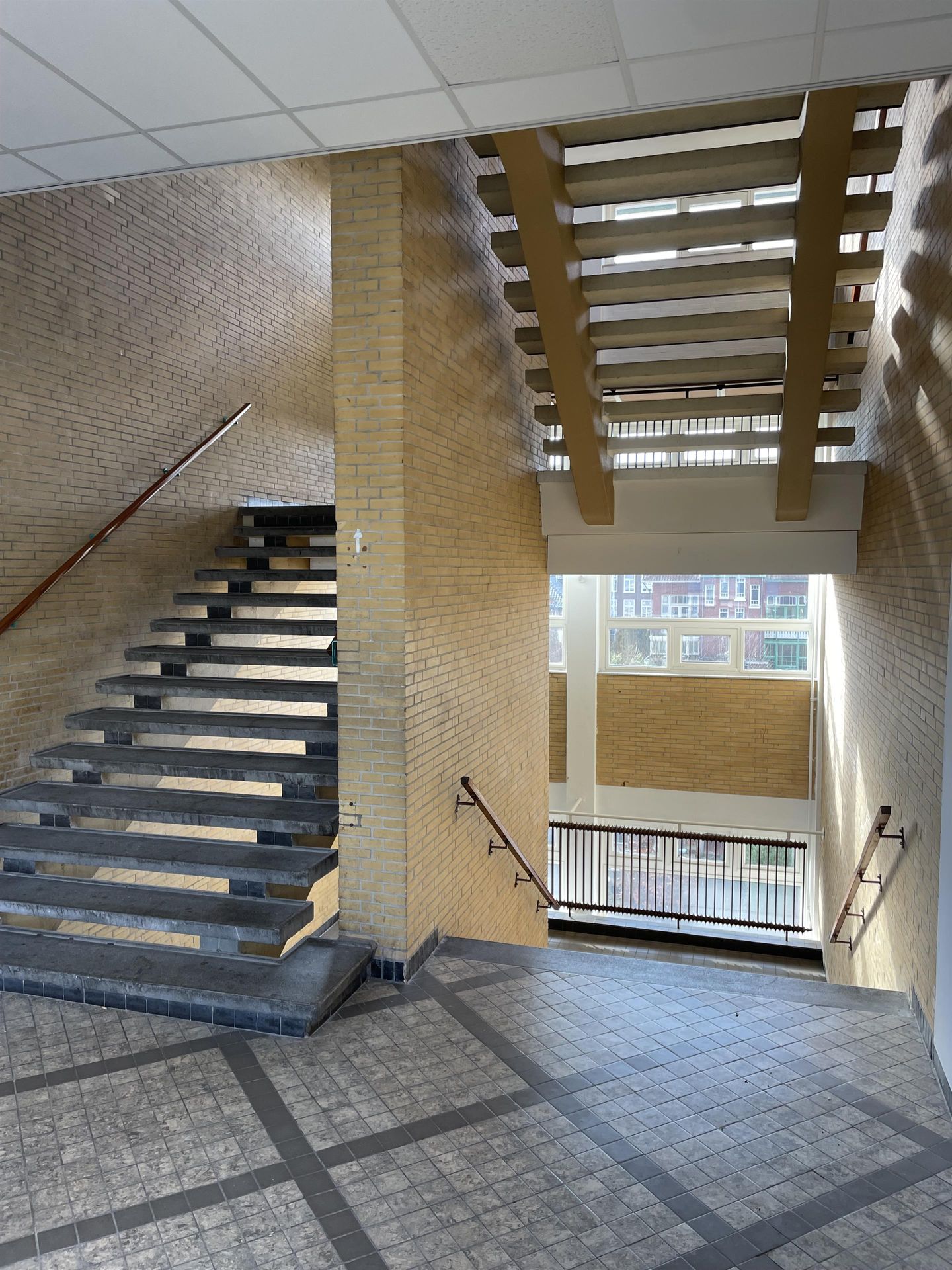 Photo 4 of Heinsiusstraat 61