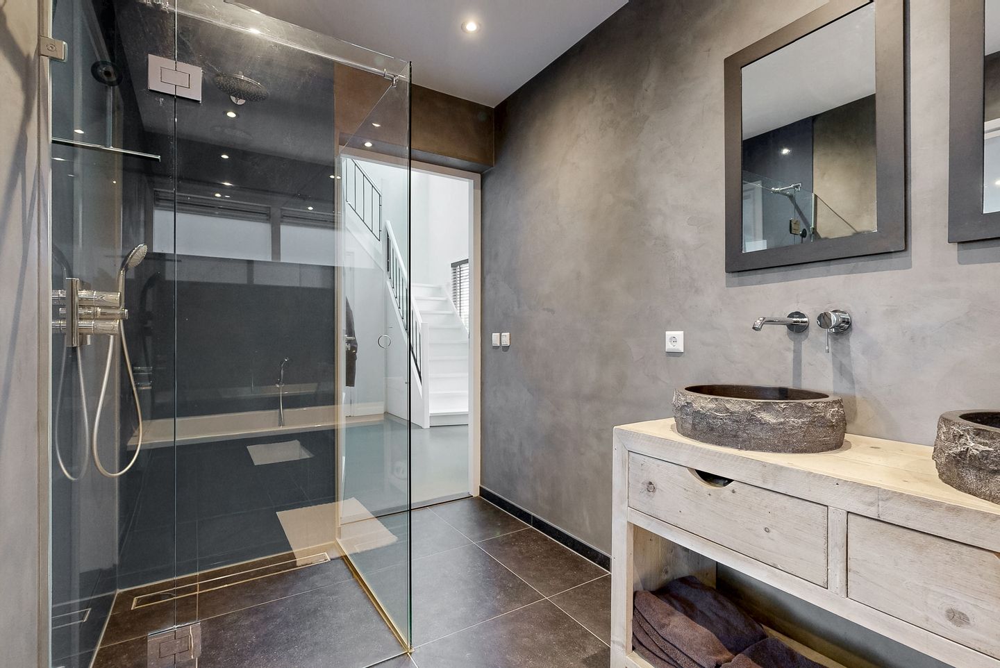 Foto 19 van Aalsmeerderweg 760