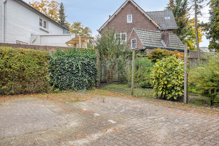 Foto 22 van Berghemseweg 47