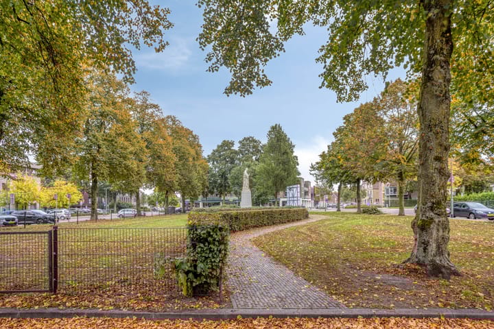 Foto 25 van Berghemseweg 47