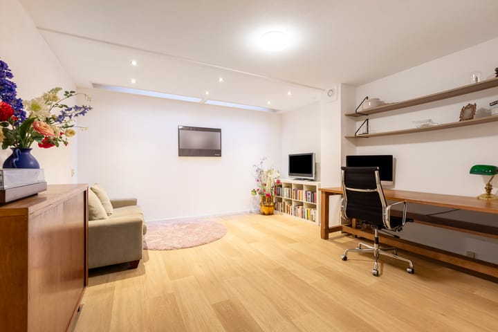 Photo 27 of C.J.K. van Aalststraat 69