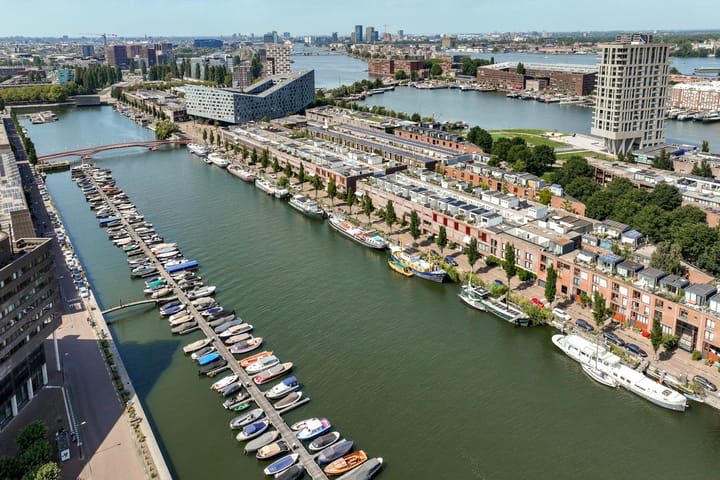 Photo 31 of C.J.K. van Aalststraat 69