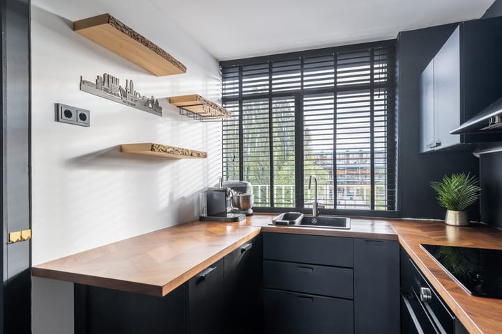 Photo 2 of van der Waalsstraat 131