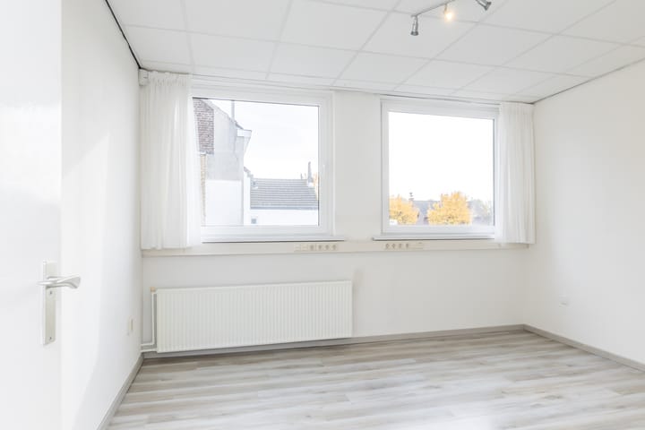 Foto 15 van Schaesbergerstraat 75-A