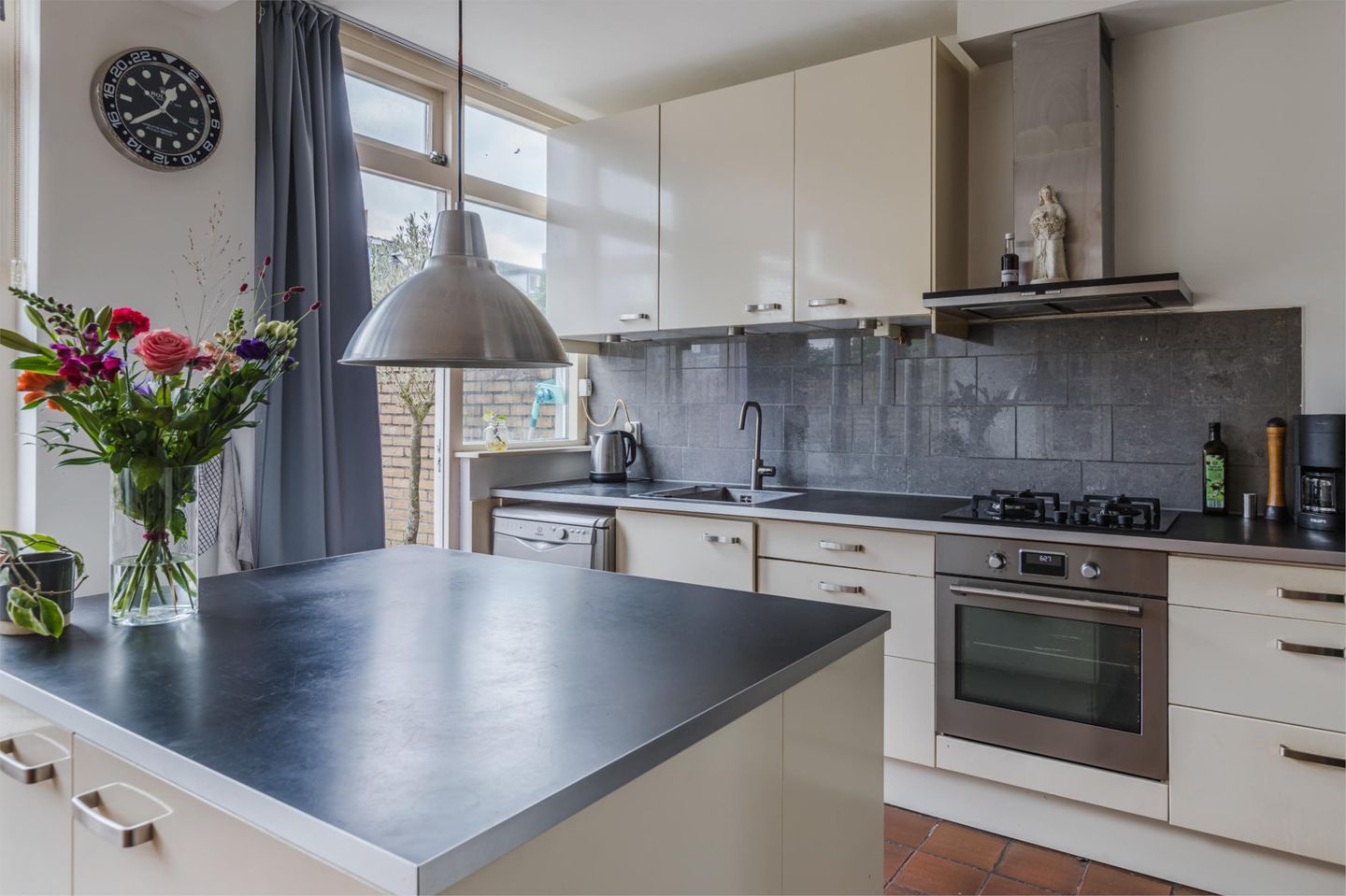 Foto 4 van Weerestein 15