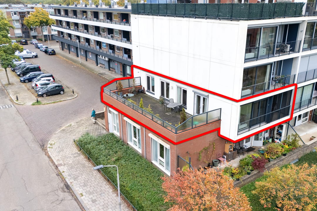 Photo 1 of van Hogendorpstraat 84