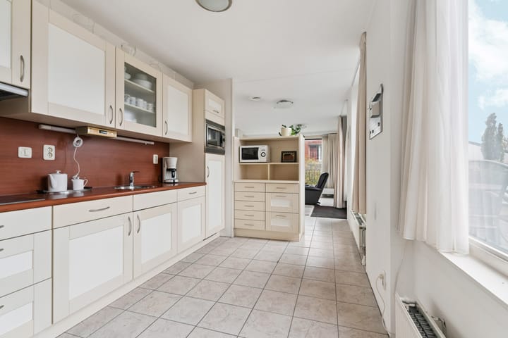 Foto 25 van van Hogendorpstraat 84