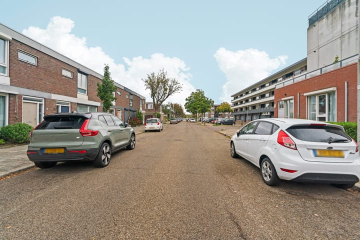 Foto 45 van van Hogendorpstraat 84