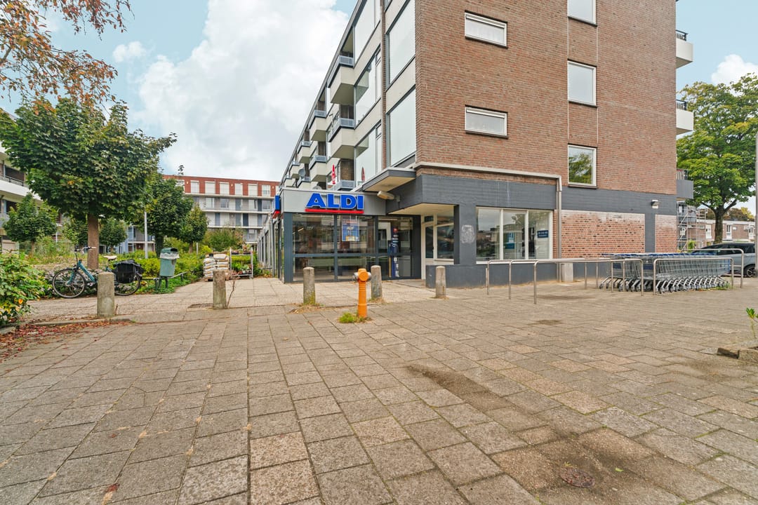 Photo 47 of van Hogendorpstraat 84