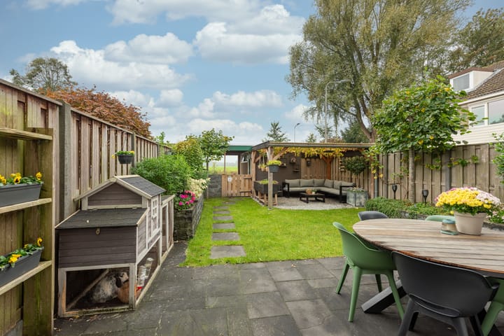 Photo 15 of Couwenhoven 4311