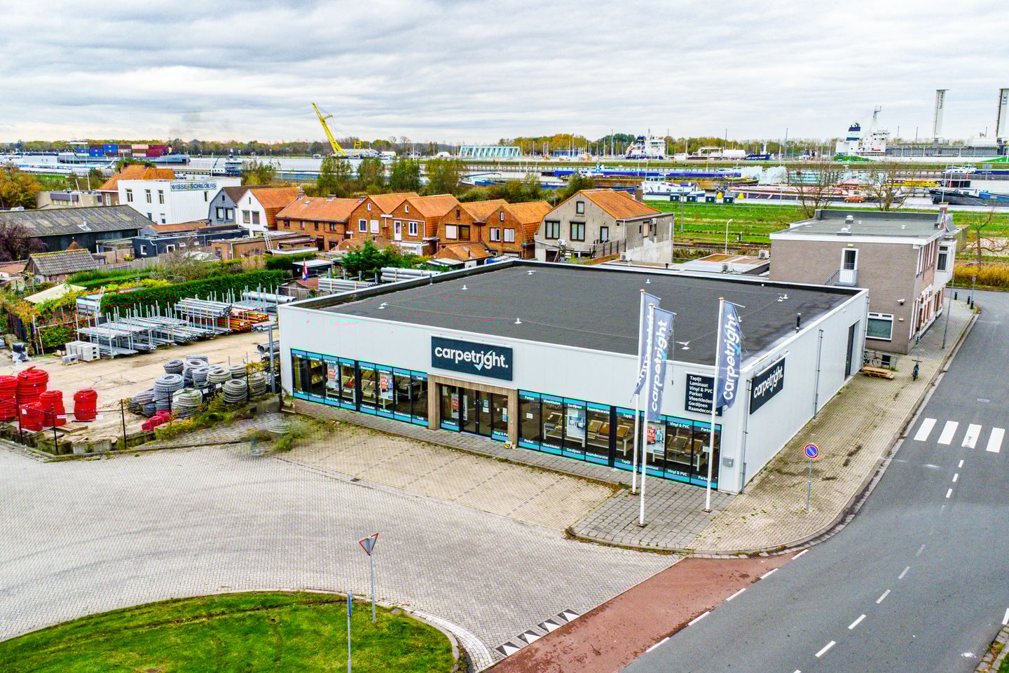 Bekijk foto 2 van Stationsweg 35