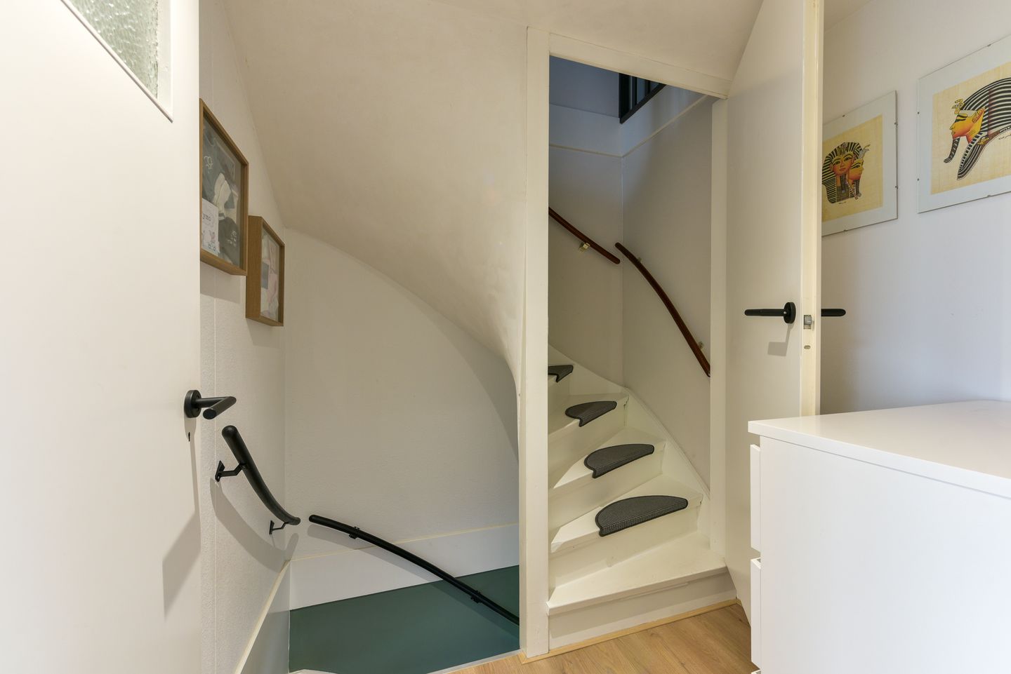 Photo 34 of Couwenhoven 4311