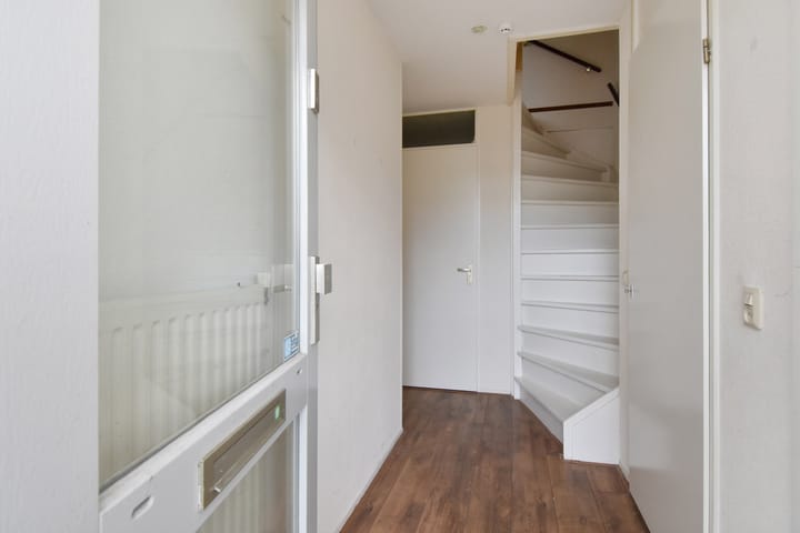 Photo 5 of Romerostraat 10