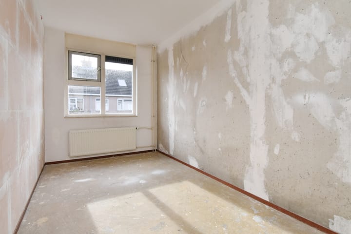 Photo 13 of Romerostraat 10