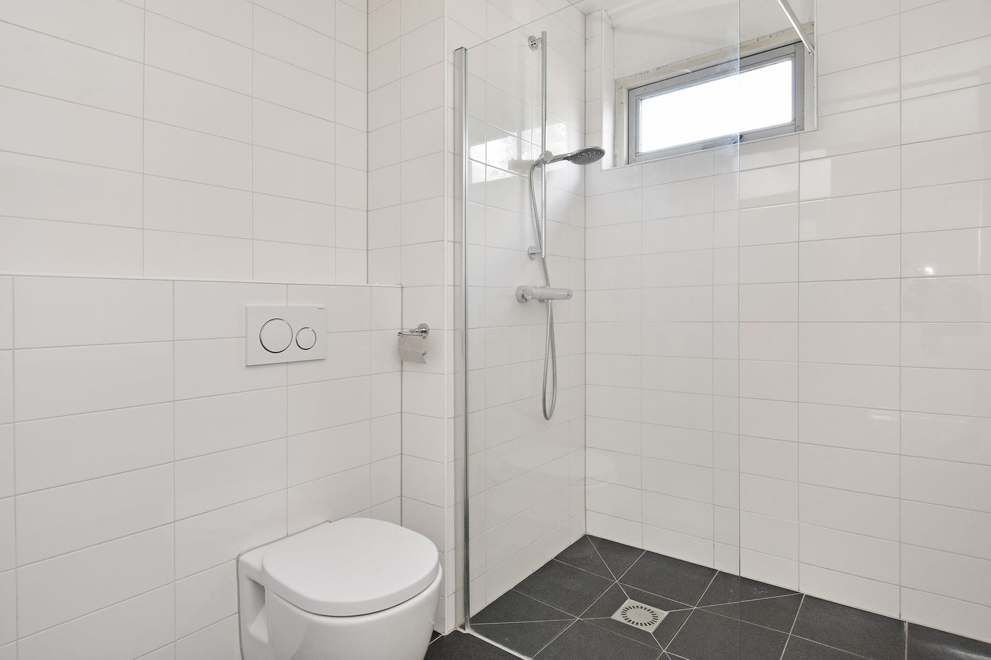 Foto 19 van Romerostraat 10