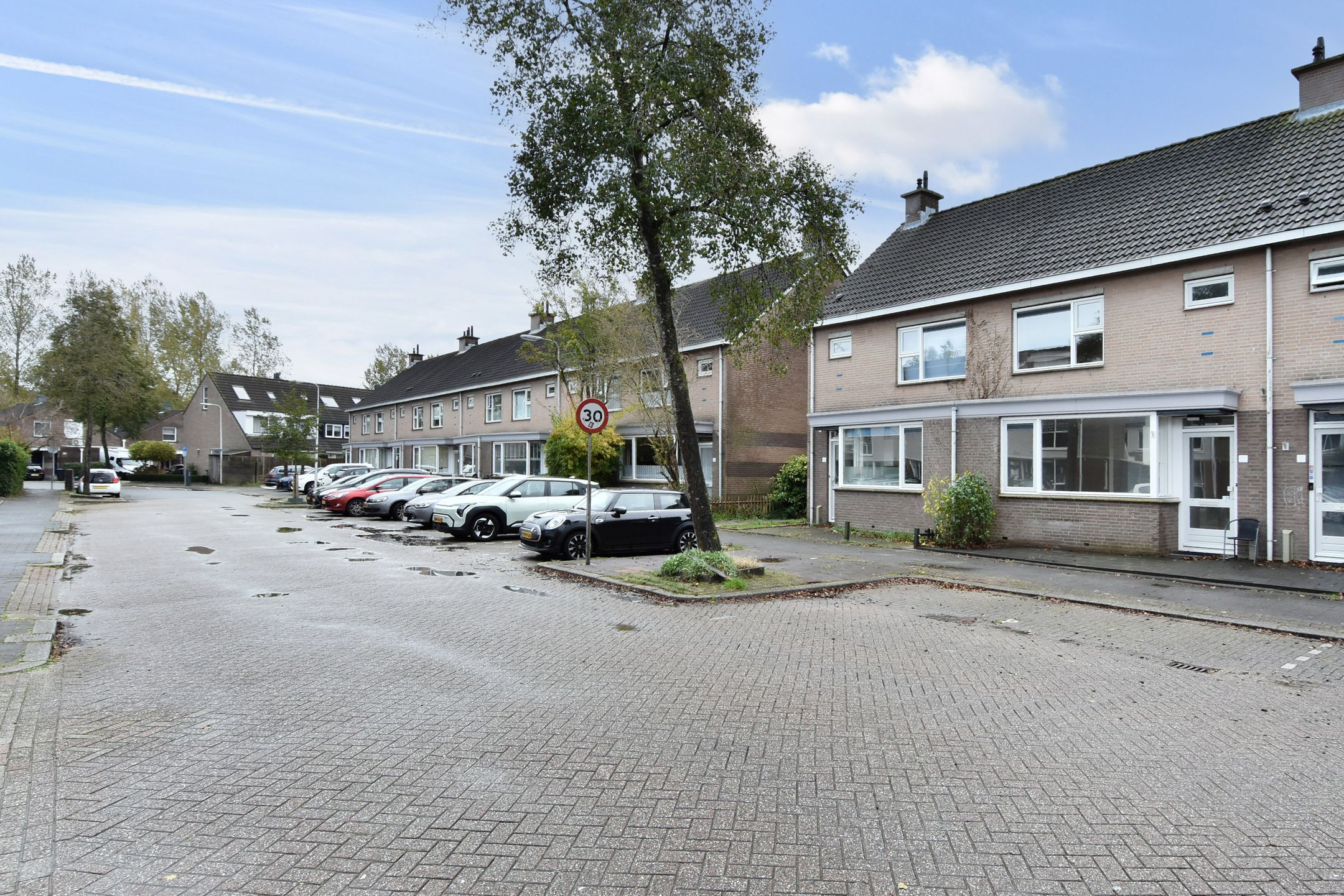 Foto 33 van Romerostraat 10