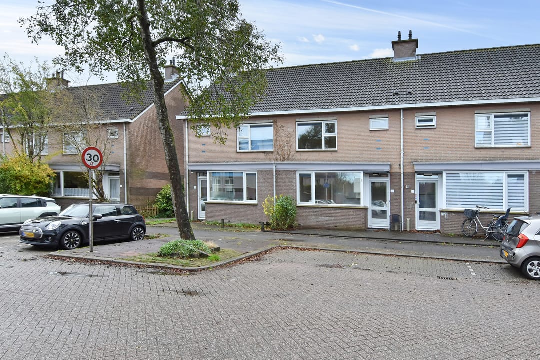 Foto 32 van Romerostraat 10