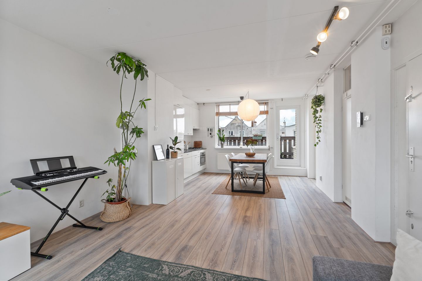 Photo 1 of Tweede Jacob van Campenstraat 155-E