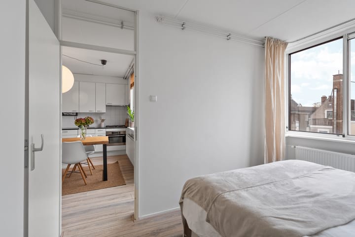 Photo 4 of Tweede Jacob van Campenstraat 155-E