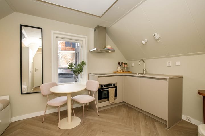 Photo 2 of Appelstraat 2-A