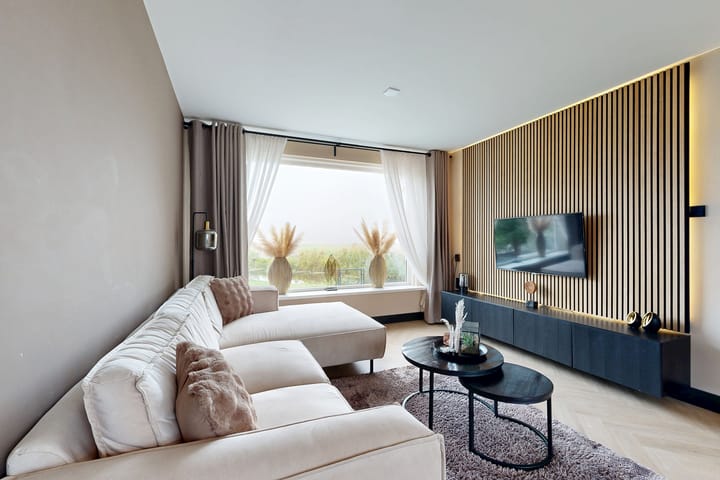 Photo 12 of Prinses Christinastraat 69