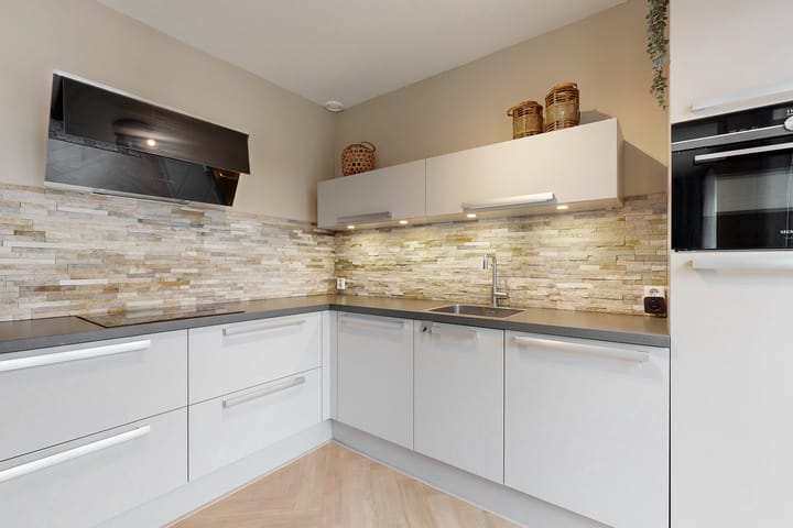 Photo 21 of Prinses Christinastraat 69