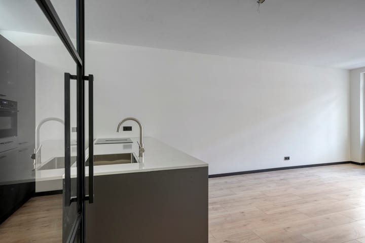 Foto 9 van Schieweg 163-D