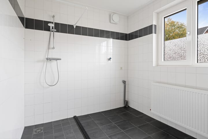 Foto 5 van van Liedekerkestraat 16