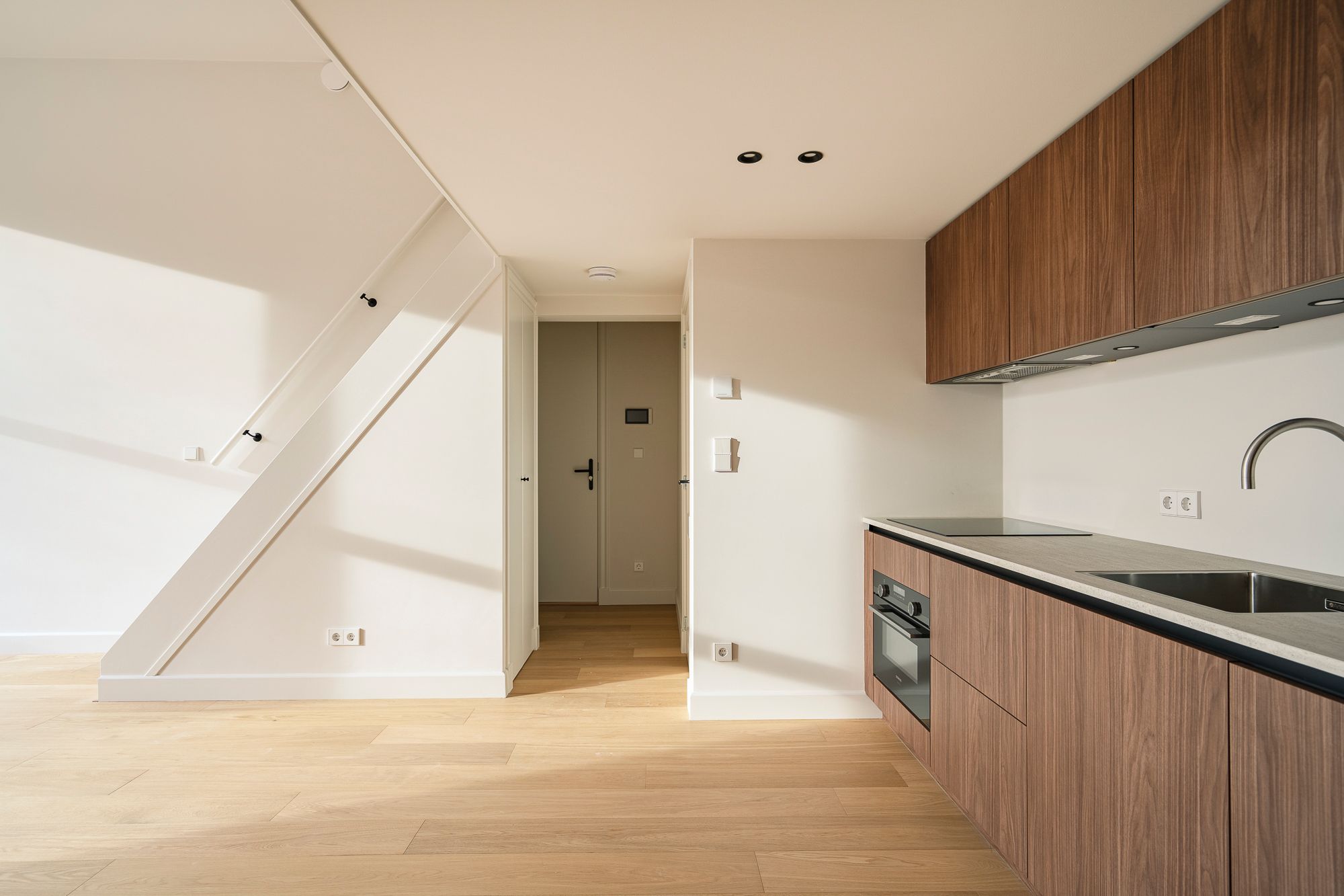 Photo 9 of Raamweg 5