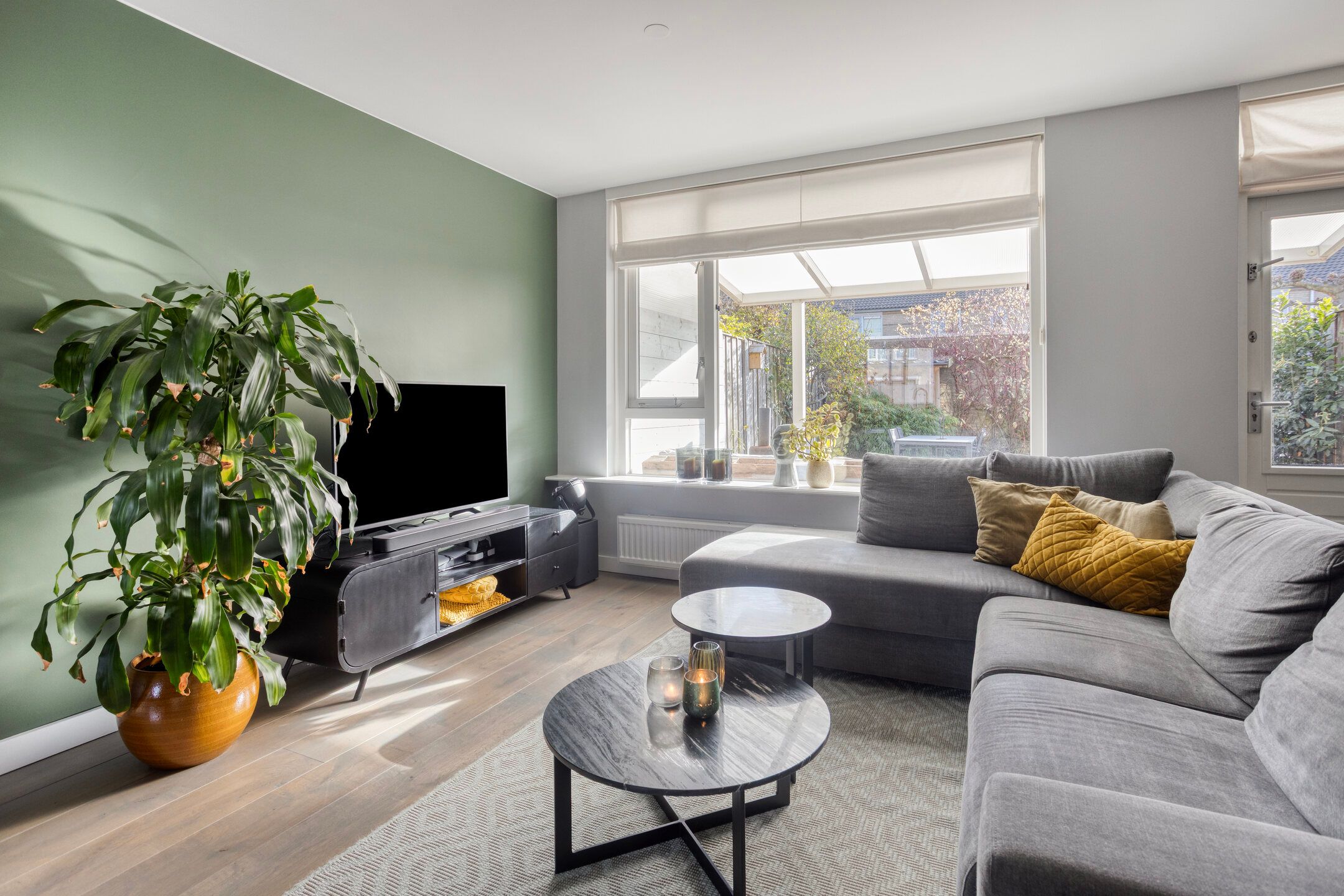 Photo 9 of Veilingstraat 112
