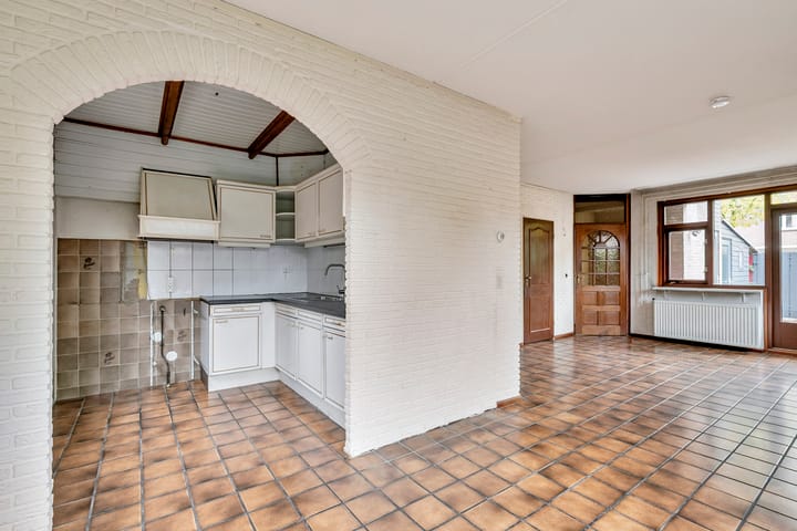 Foto 8 van Woudrichemstraat 26