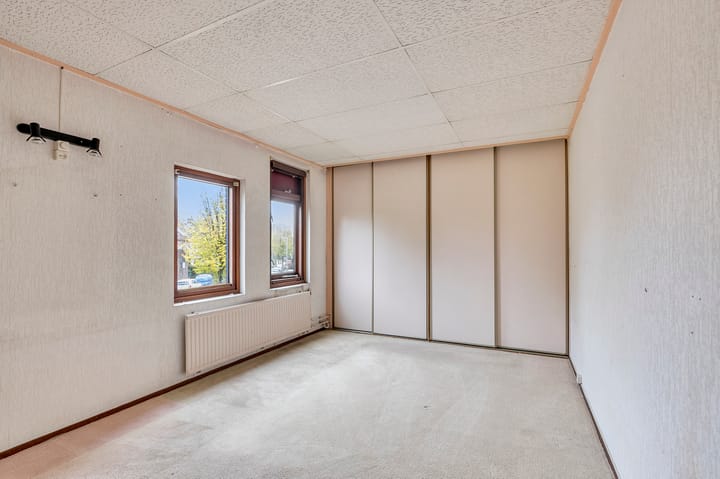 Foto 12 van Woudrichemstraat 26