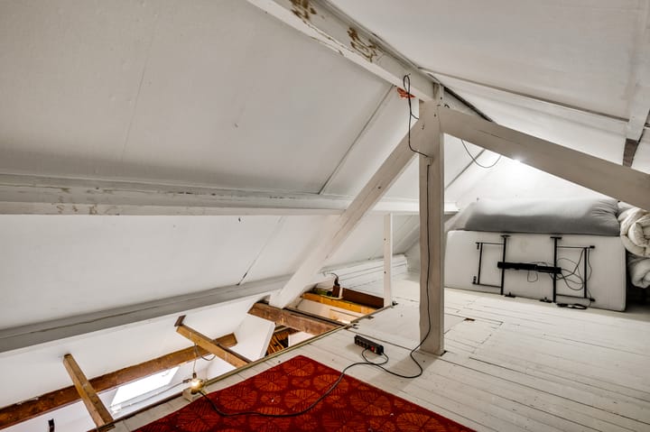 Photo 32 of Emmastraat 51