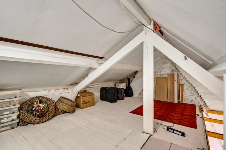 Photo 33 of Emmastraat 51