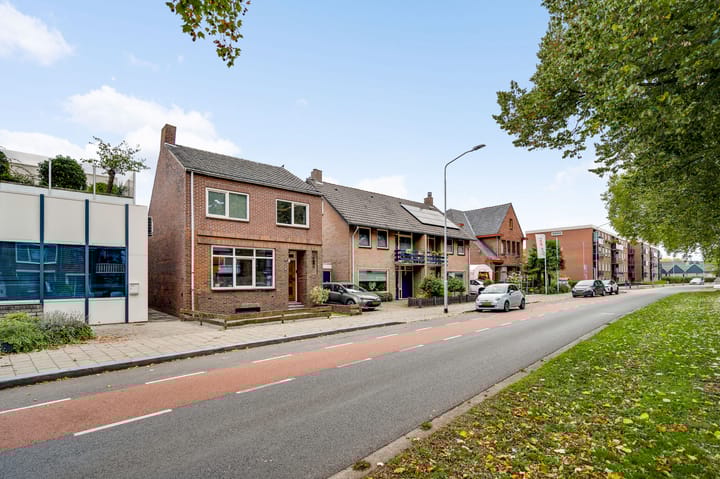 Photo 39 of Emmastraat 51