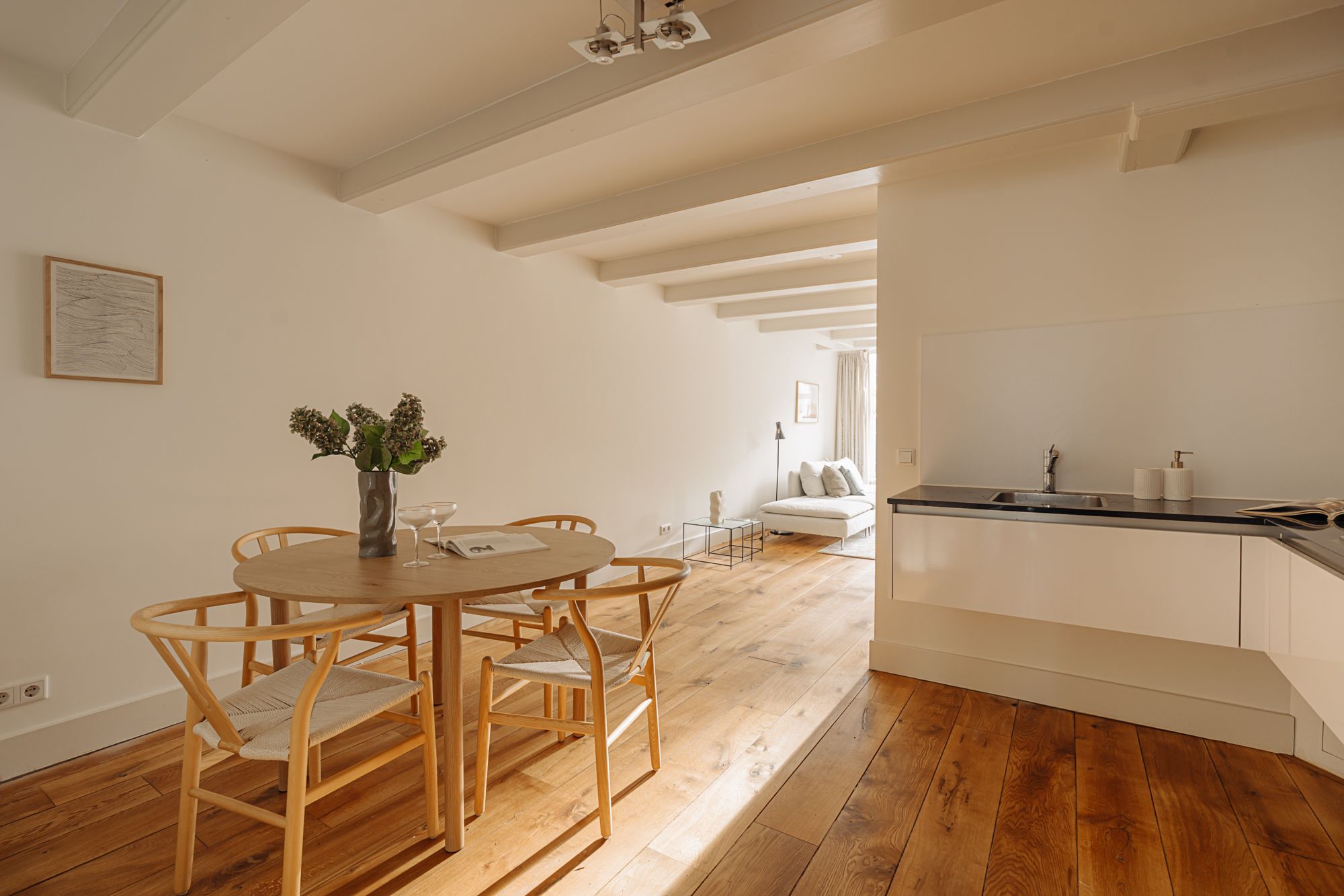 Foto 12 van Haarlemmerdijk 136-1