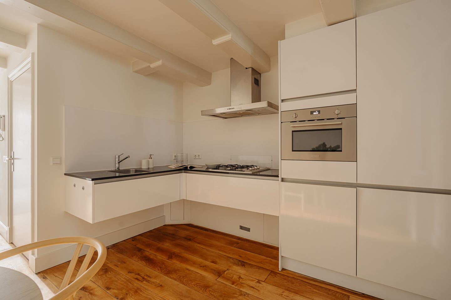 Foto 14 van Haarlemmerdijk 136-1