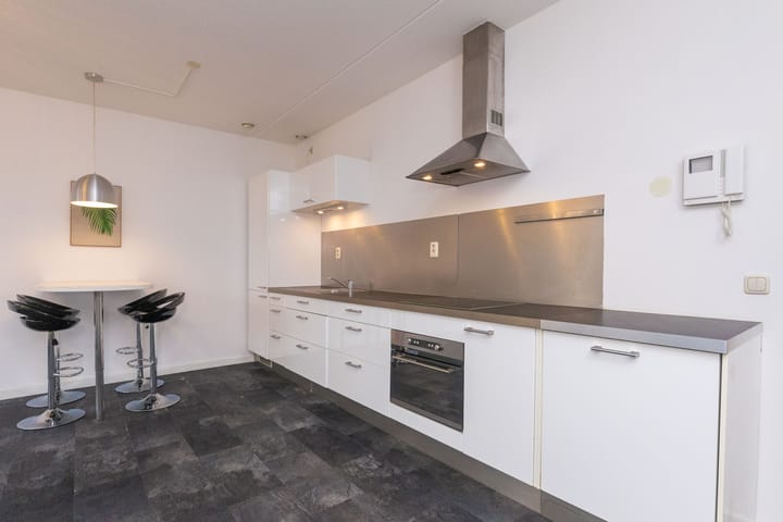 Photo 6 of Ganeshastraat 29