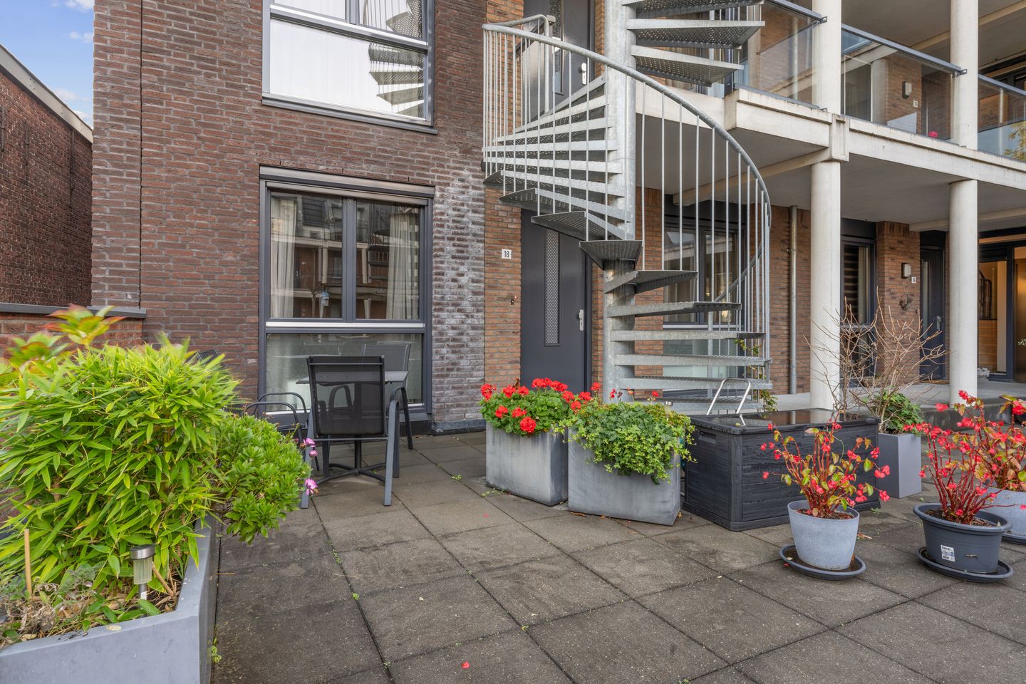 Foto 35 van Jezuïetenplein 18