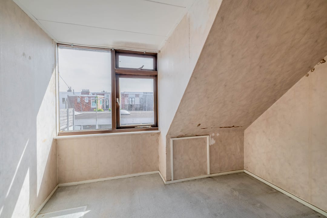 Photo 13 of De Ruijterstraat 42