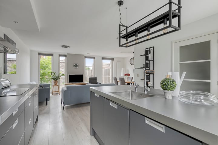 Photo 7 of Kruisweg 4