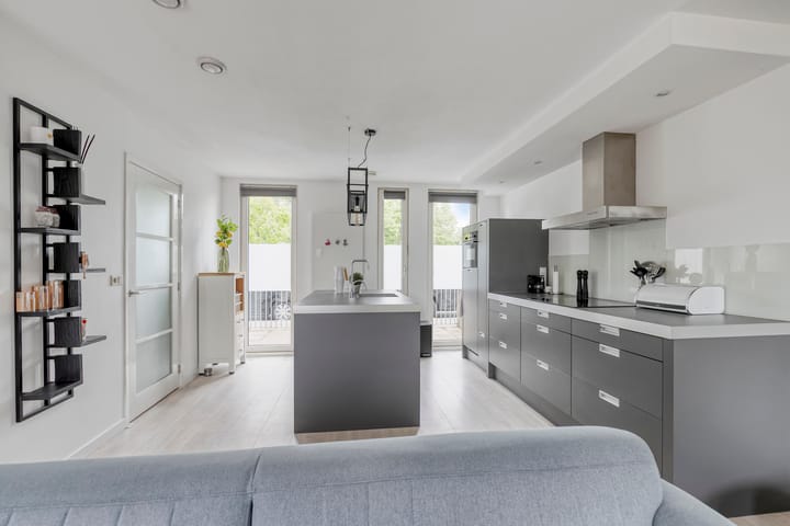 Photo 8 of Kruisweg 4