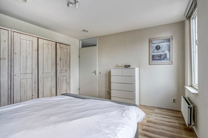 Photo 11 of Kruisweg 4