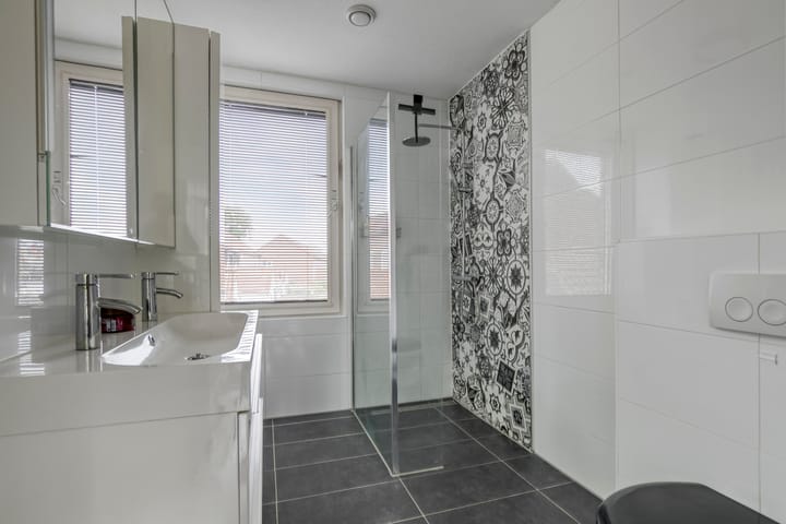 Photo 14 of Kruisweg 4